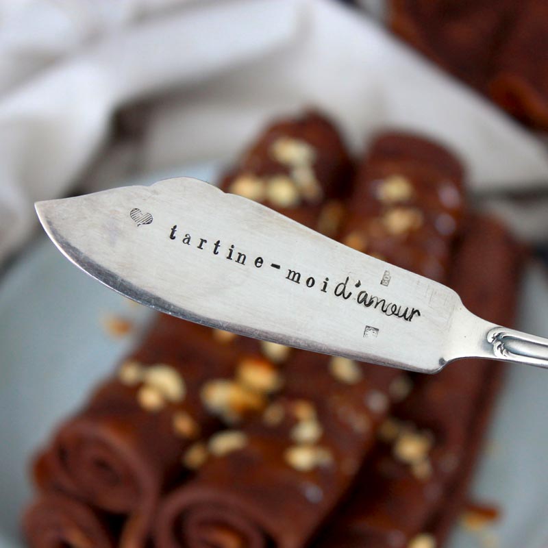 Tartineur en métal argenté "tartine-moi d'amour"